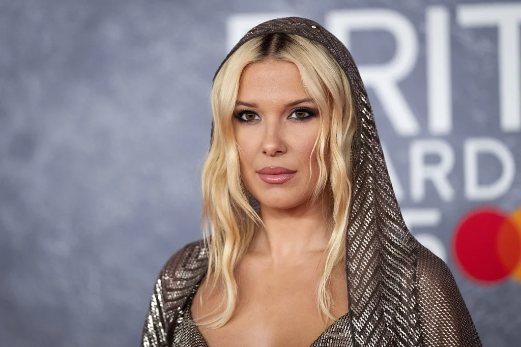 🎬 میلی بابی براون علیه قضاوت رسانه‌ها درباره ظاهرش موضع گرفت