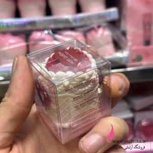 بالم رژ فانتزی طرح کیک توت‌فرنگی | ۶ رنگ مات و بسته‌بندی یونیک: