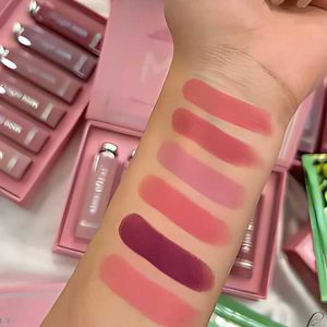 پک رژ فانتزی Miss Royal با ماسک لب هدیه | انتخاب پرفروش فروشندگان حرفه‌ای